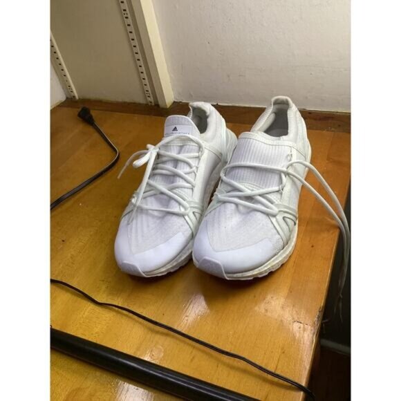 Tomato girl Adidas Women's Ultraboost x Stella McCartney Triple White